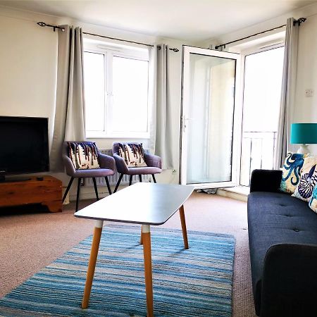 Apartmán Marina Living With Parking, Balcony, Quiet And Secure Hove Exteriér fotografie