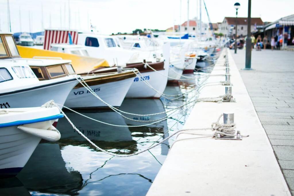 Apartmán Marina Living With Parking, Balcony, Quiet And Secure Hove Exteriér fotografie