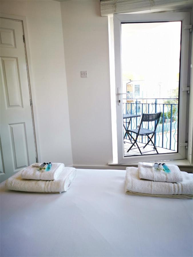 Apartmán Marina Living With Parking, Balcony, Quiet And Secure Hove Exteriér fotografie