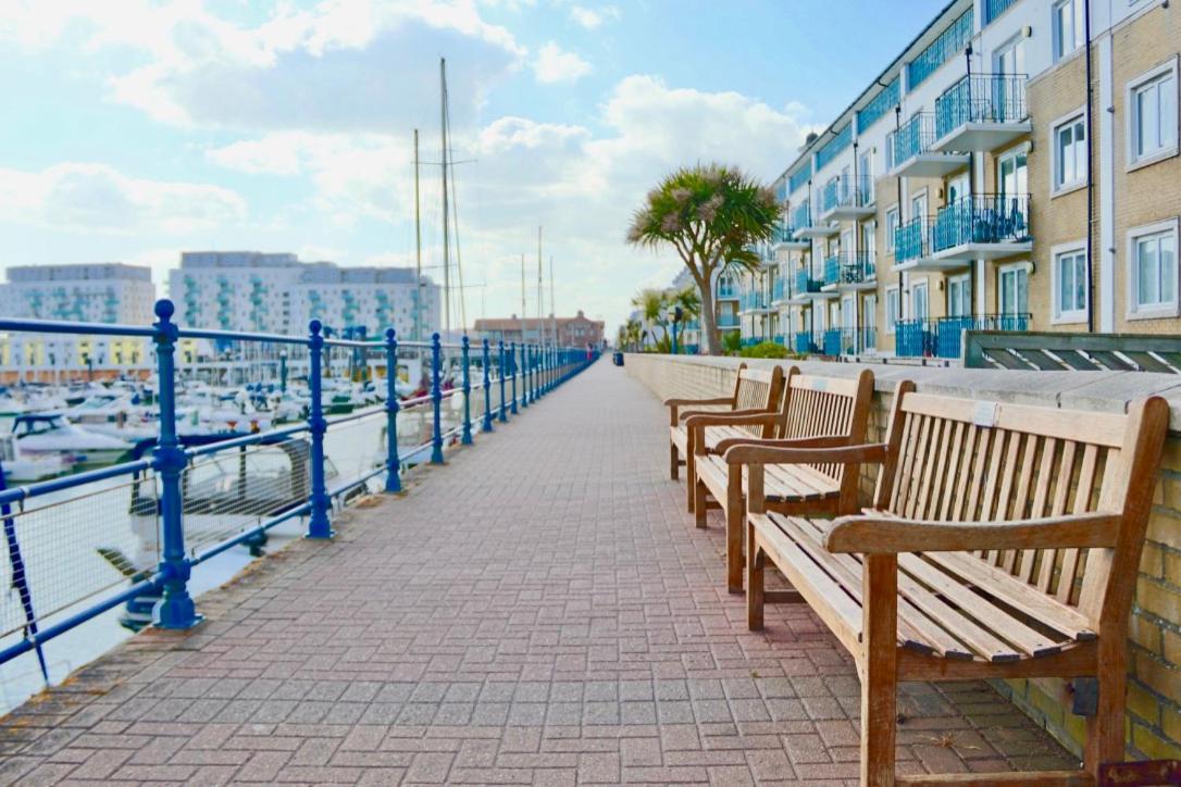 Apartmán Marina Living With Parking, Balcony, Quiet And Secure Hove Exteriér fotografie